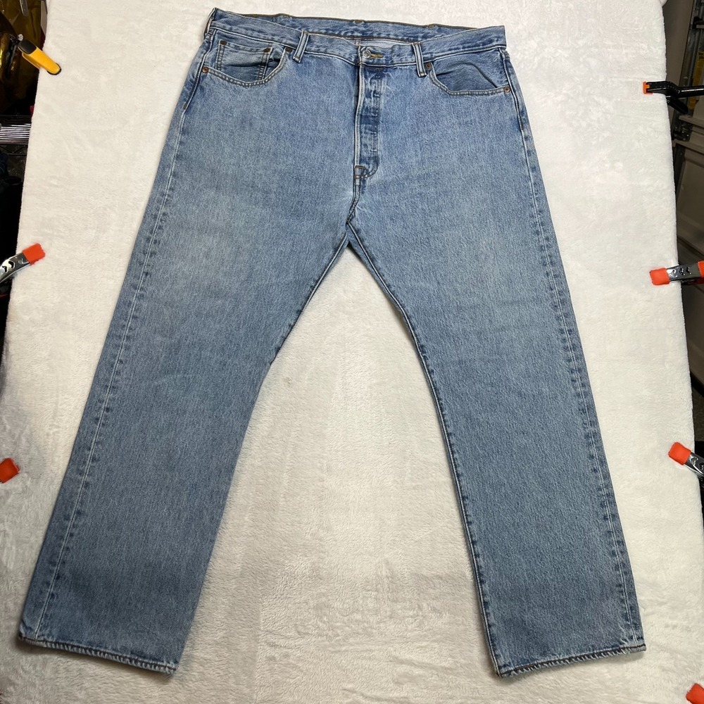 Levi's 501 Jeans Men's Blue Denim Pockets Mid Rise Relaxed Straight - 40x30